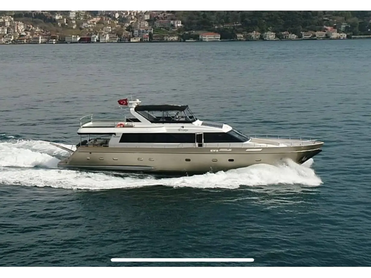 Istanbul Bebek Vip Motor Yacht