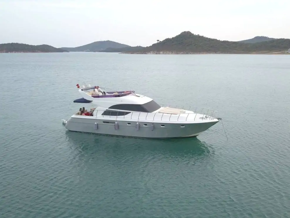 Luxury Motor Yacht For Rent Cunda Ayvalik