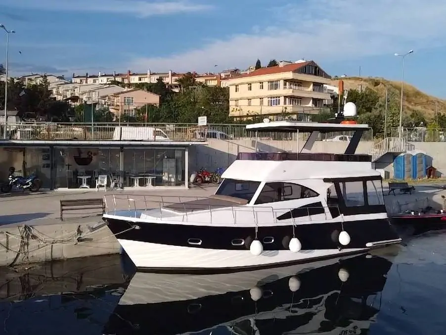 Private Yacht Charter in Buyukcekmece Istanbul
