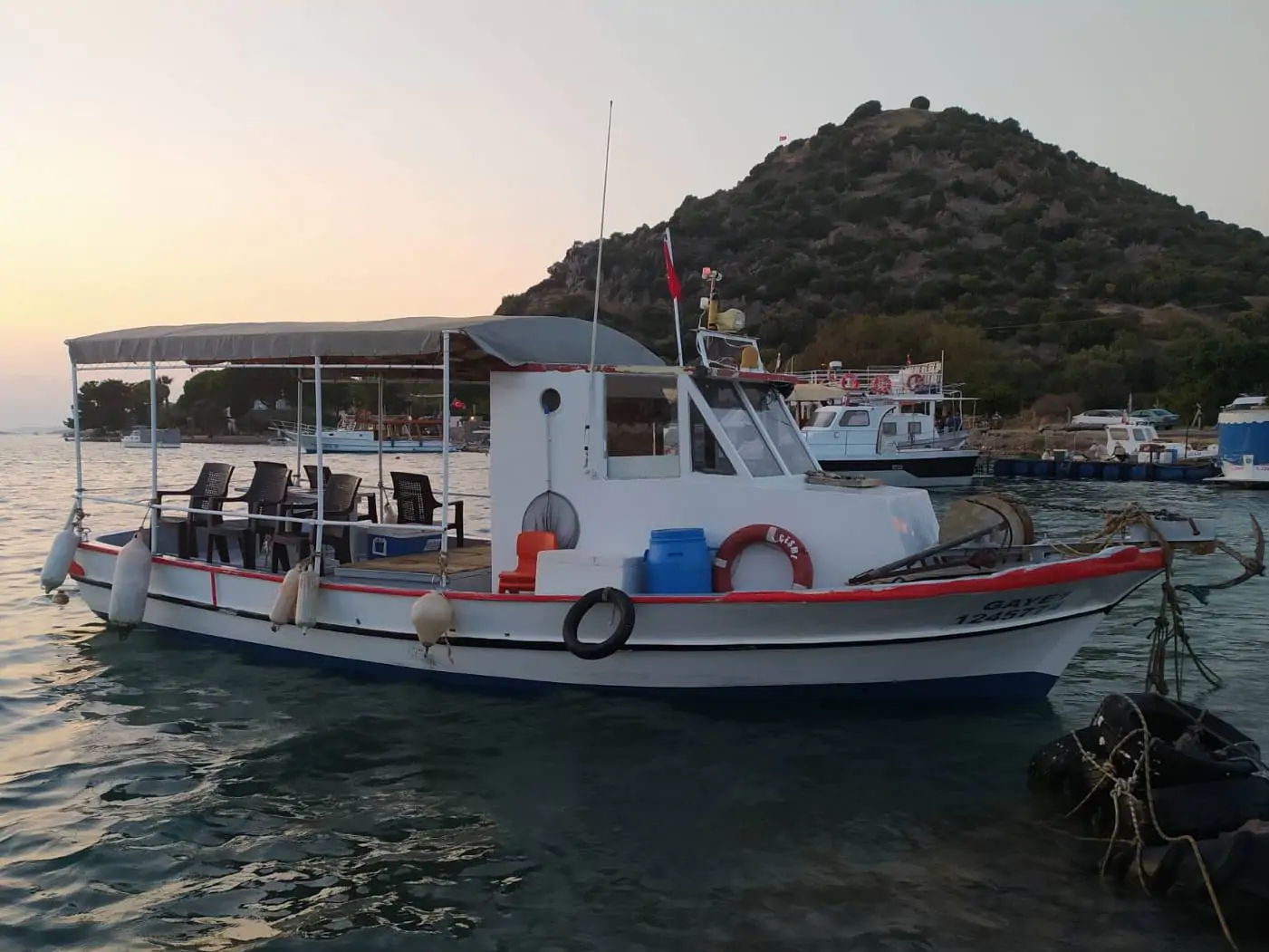 Cesme Ildir Fishing and Excursion Boat