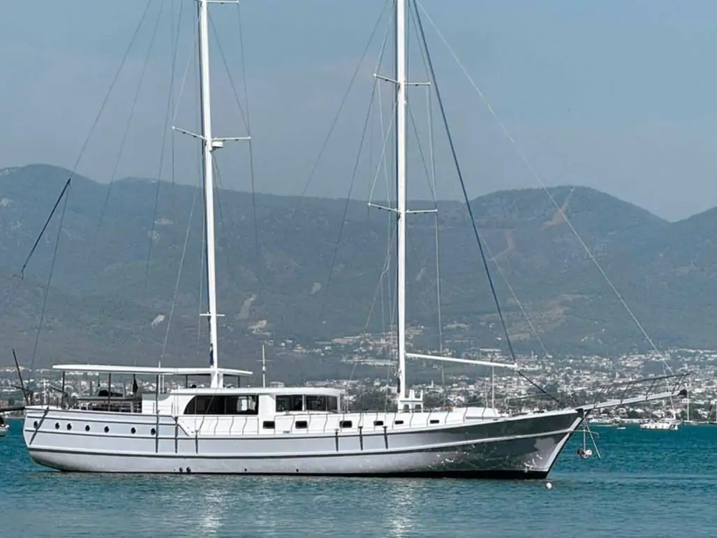 28 Metre Lüks Gulet Kiralama | Fethiye & Göcek | 10 Kabin