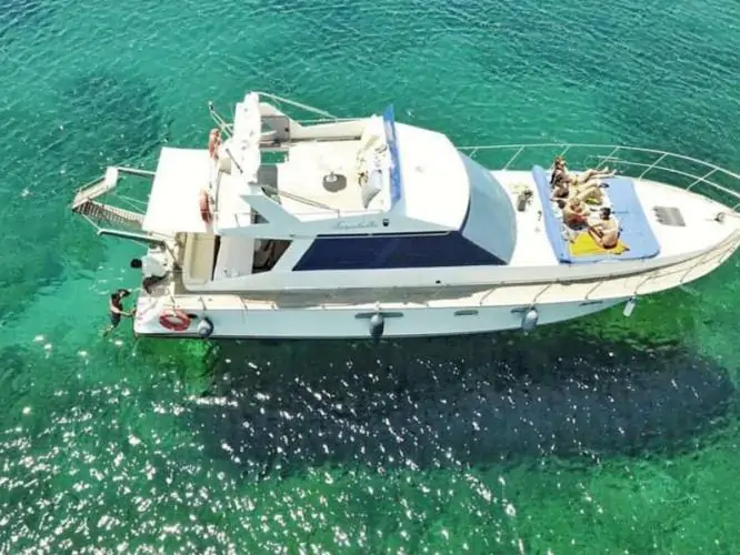 Cunda Adası 8 Kişilik Tekne Turu | Ayvalık Günlük Yüzme & Konaklamalı Motoryat – Tekneveyat