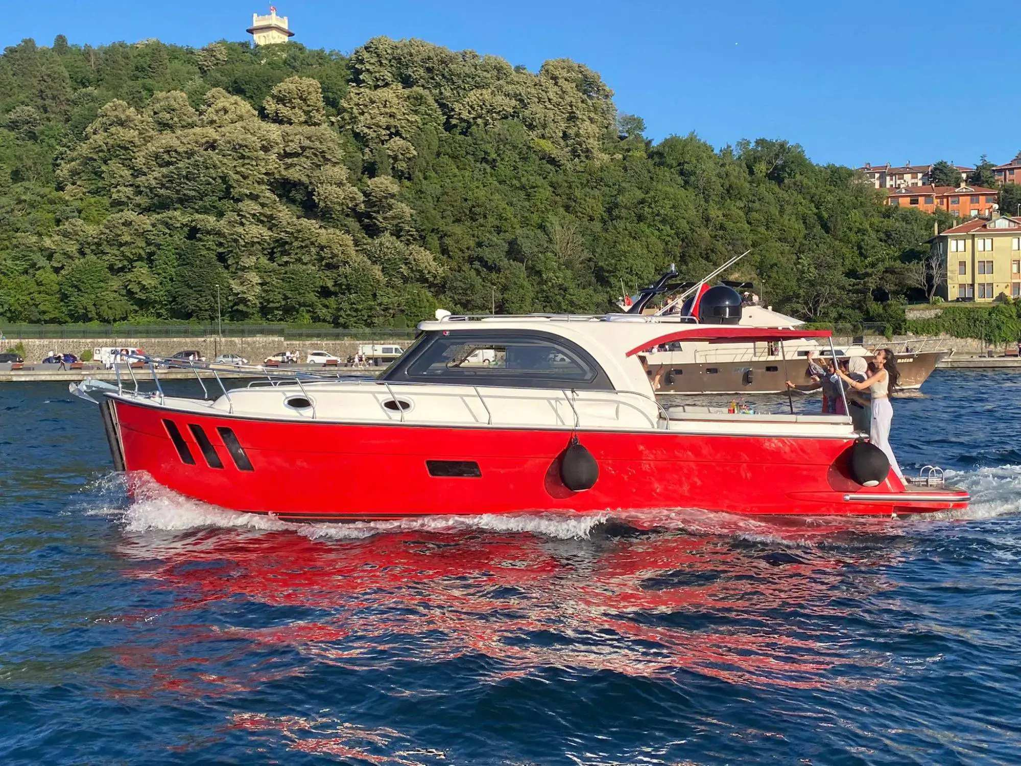 Bosphorus Cruise with Our Luxury Yacht from The Anatolian Fortress