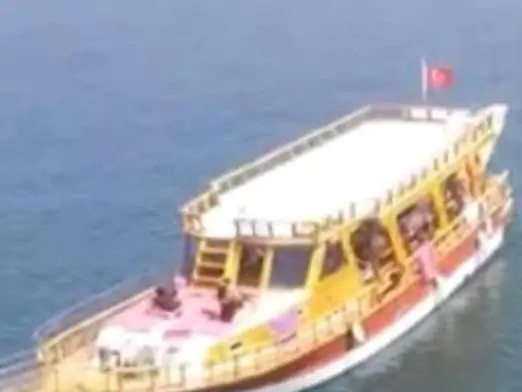 Karaburun Mordogan 12 Person Boat for Rent