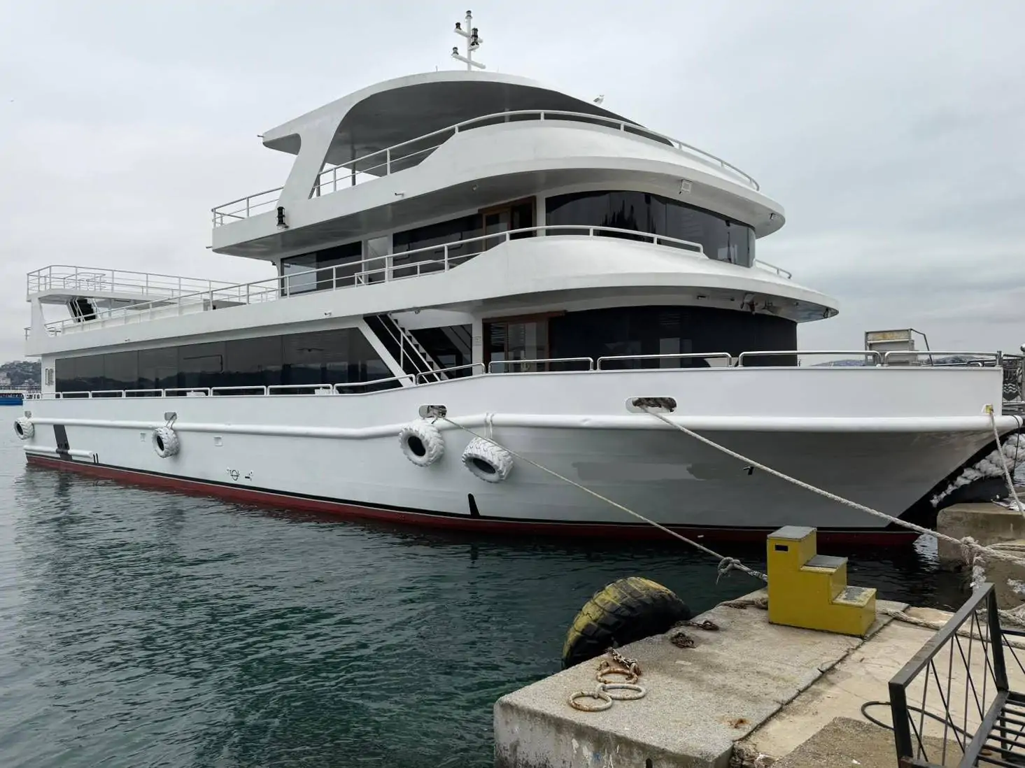 Istanbul 250 Person Boat Rental | Bosphorus Wedding & Event Cruise