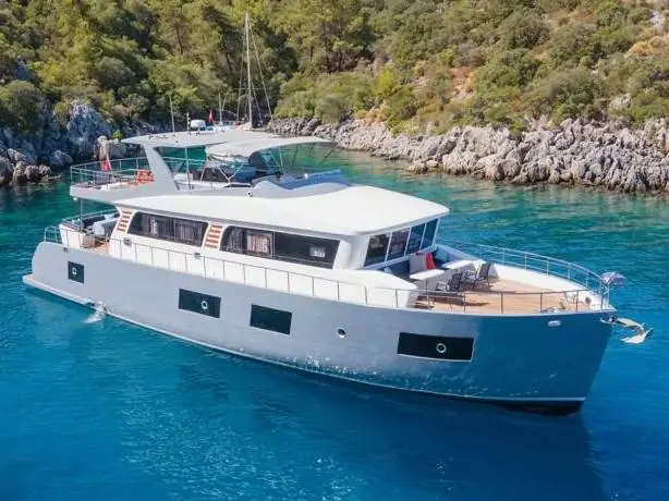 Luxury Yacht Charter in Göcek Fethiye