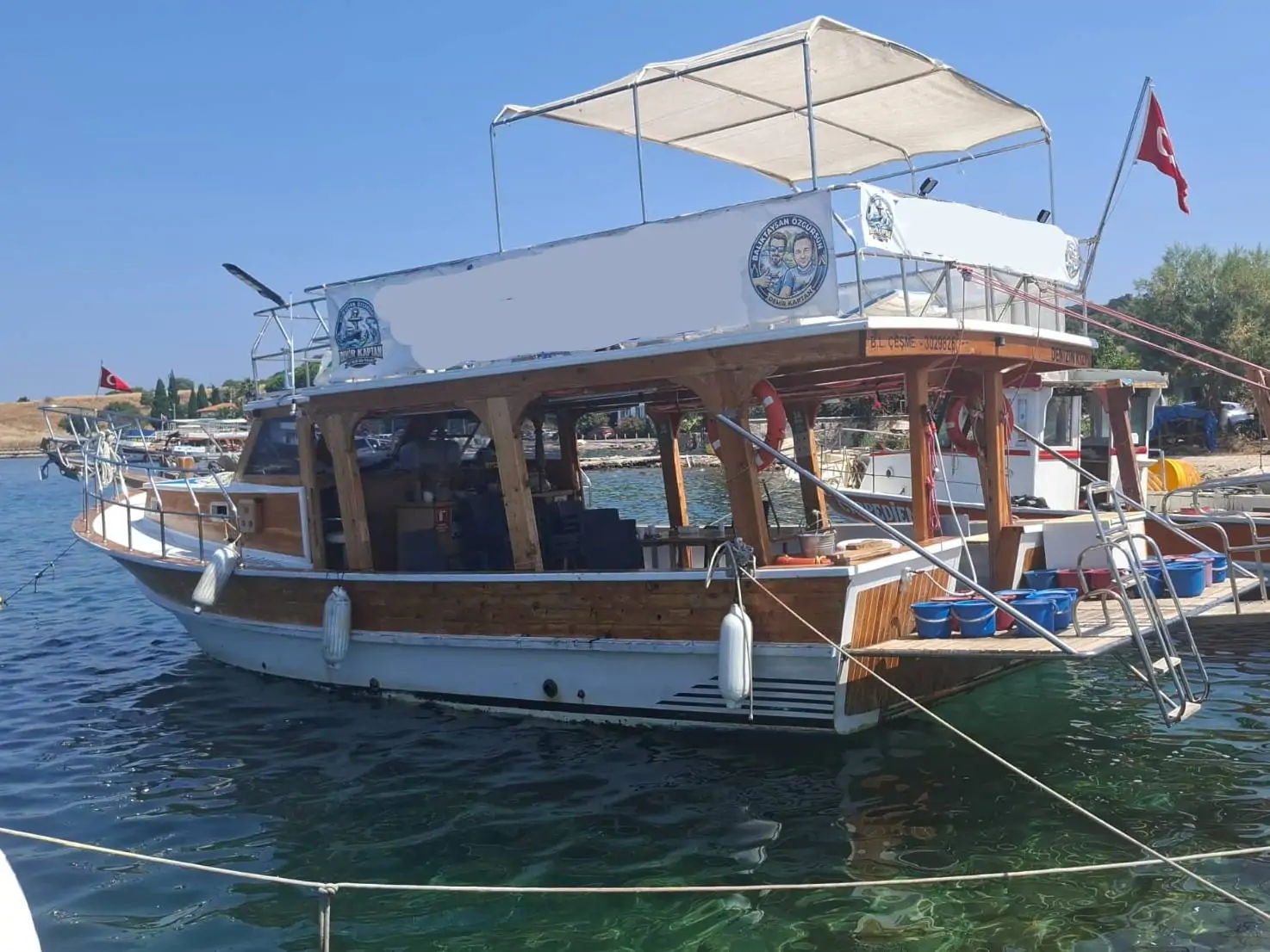 Ildır Boat Rental | 12-Person Motor Yacht for Daily Cruises & Fishing