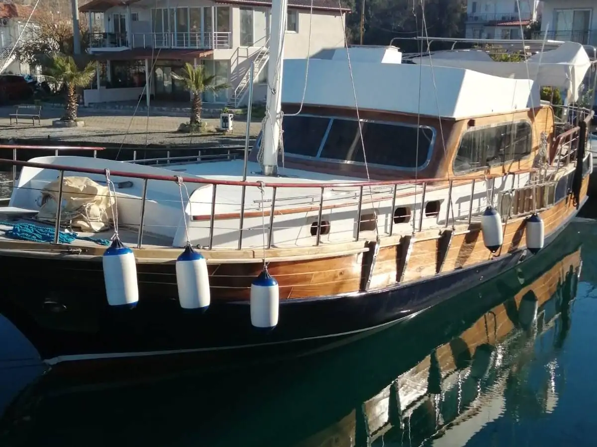 4 Cabins Yacht Charter in Bozburun