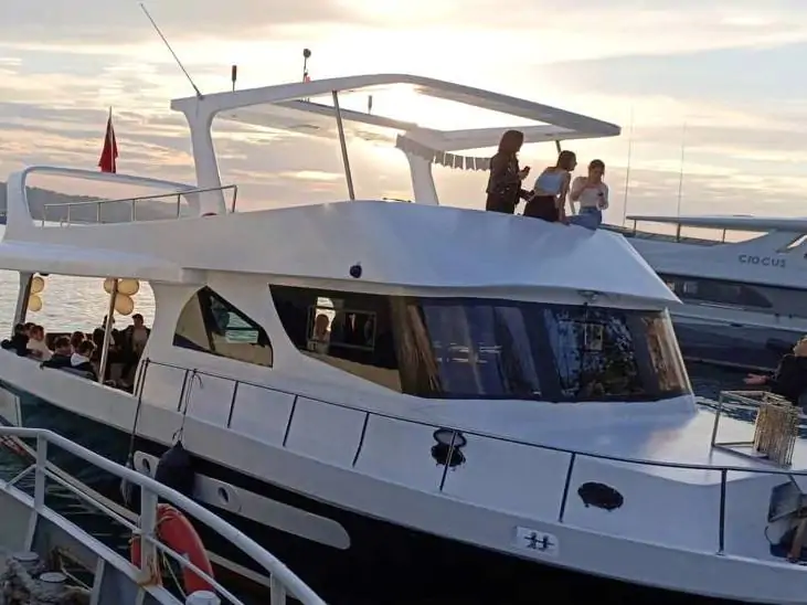 Luxury Yacht Charter in the Bosphorus