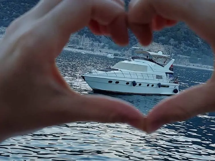 Antalya Luxury Motor Yacht Charter